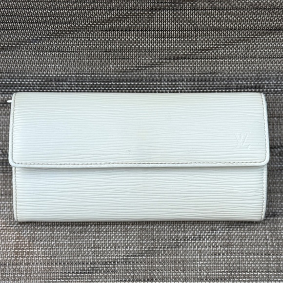Louis Vuitton Handbags - Louis Vuitton White Epi Wallet